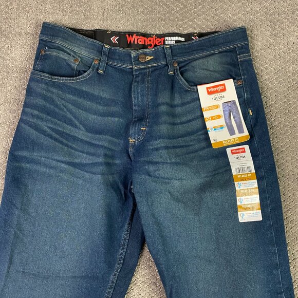 NWT Wrangler Five Star Relaxed Fit Jeans Men's 34 x 30 Performance Series Blue - Picture 2 of 14